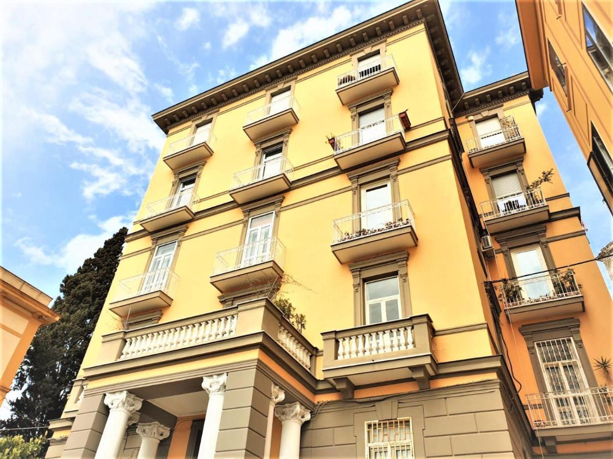 Vomero Guest House Neapel Exterior foto